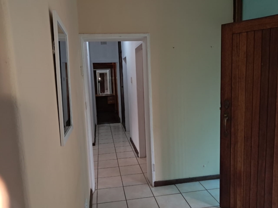 5 Bedroom Property for Sale in St Helena Free State